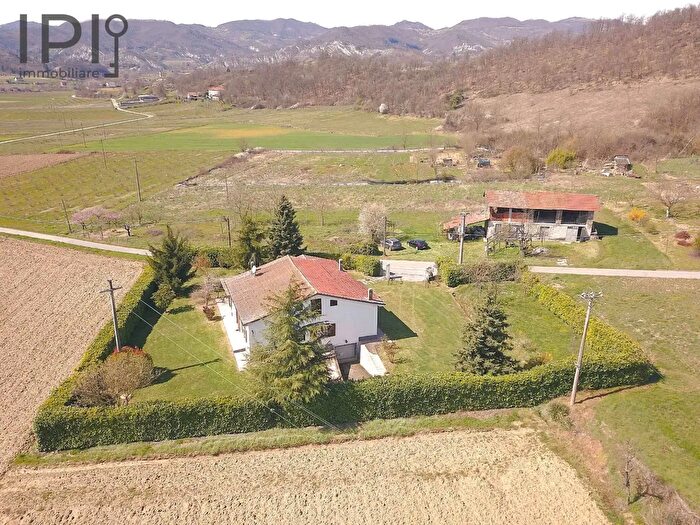 Casa con 6 locali in vendita in Reg Vivello, Spigno Monferrato