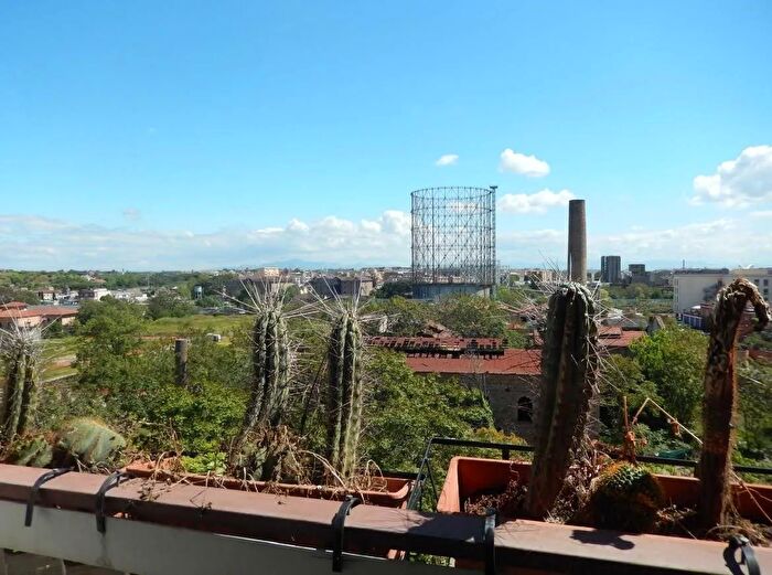 Appartamento bilocale in vendita in Via Albert Einstein, Roma