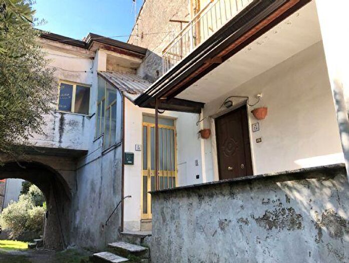 Appartamento bilocale in vendita in Giffoni Valle Piana