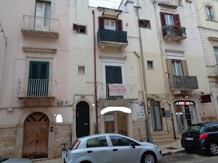 Casa trilocale in vendita in Corso Garibaldi, Palo Del Colle