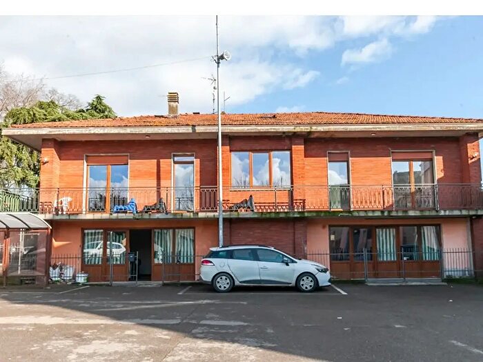 Casa con 6 locali in vendita in Castelnuovo Bocca DAdda
