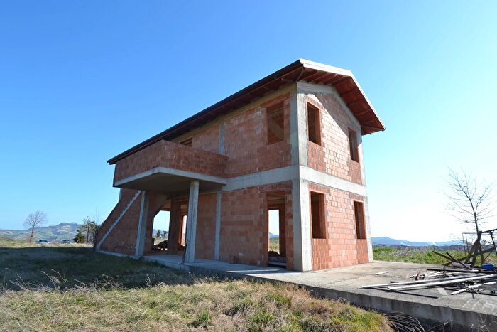 Casa con 12 locali in vendita in Borgo Miriam, Offida