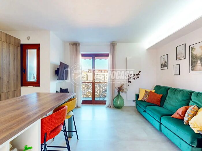 Appartamento trilocale in vendita in Via dei Fraschei, Orbassano