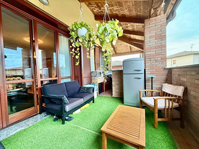 Appartamento bilocale in vendita in Via Don Francesco Donati, Casirate DAdda