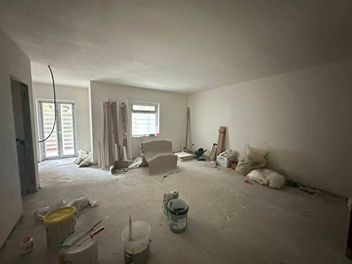 Appartamento trilocale in vendita in Poggio Vallesana, Napoli