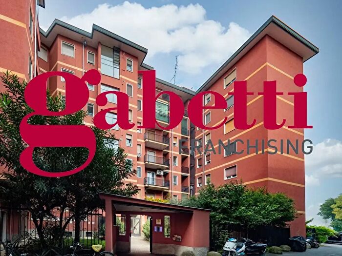 Appartamento trilocale in vendita in Via Ornato, Milano