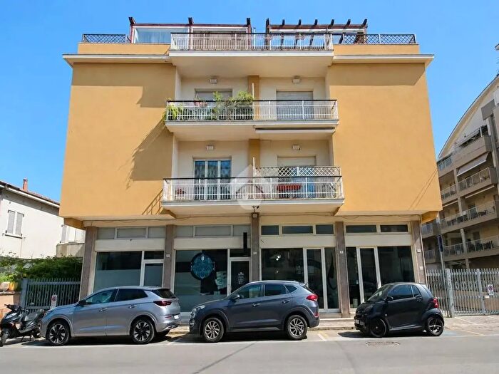 Appartamento trilocale in vendita in Via La Spezia, Giulianova