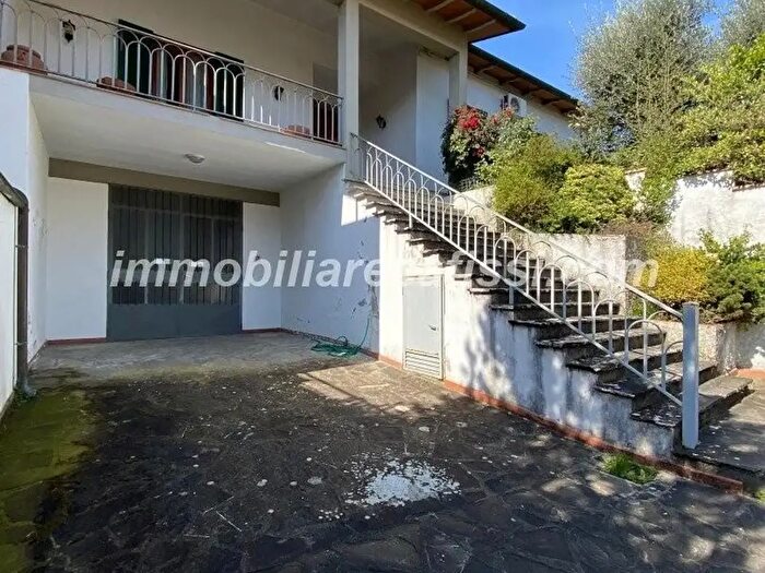 Casa con 7 locali in vendita in San Giuseppe, Carmignano