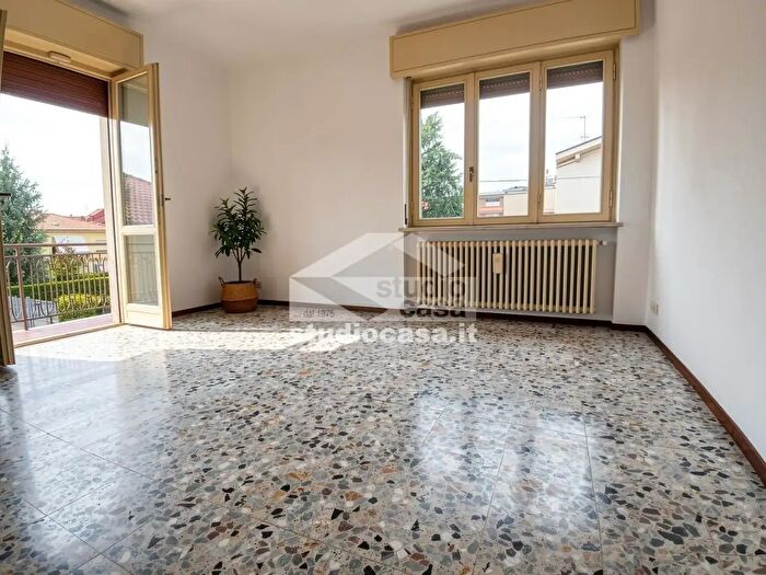 Appartamento trilocale in vendita in Via Marsala, Bergamo