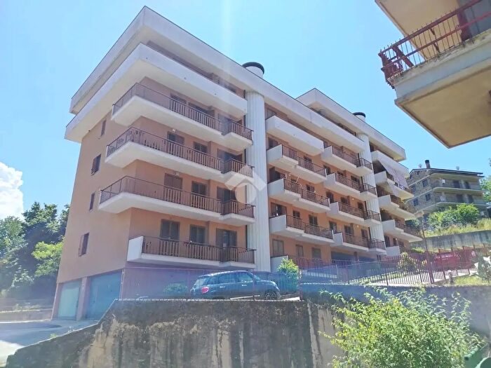 Appartamento quadrilocale in vendita in Via San Giacomo, Atripalda