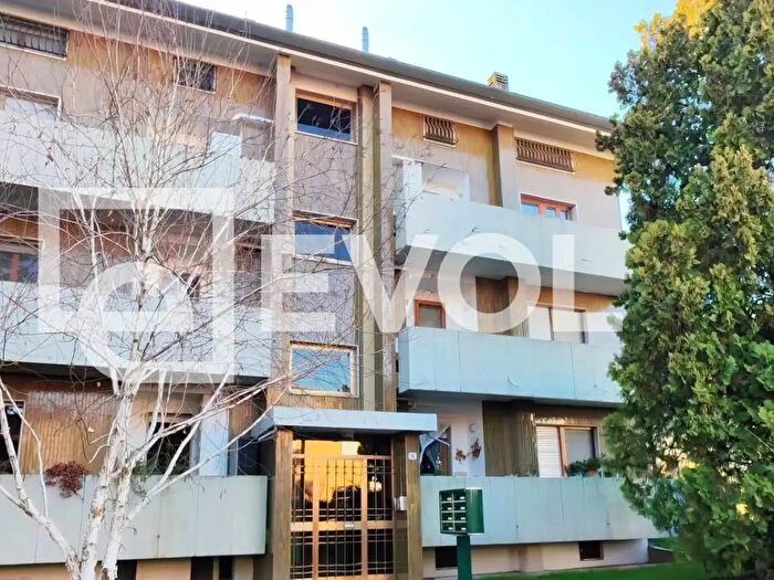 Appartamento con 7 locali in vendita in Via Brazzacco, Udine