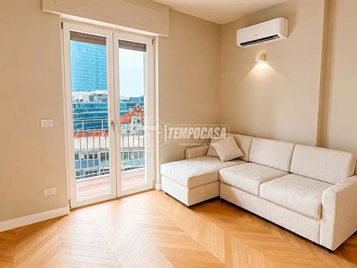 Appartamento bilocale in vendita in Via Gustavo Fara, Milano