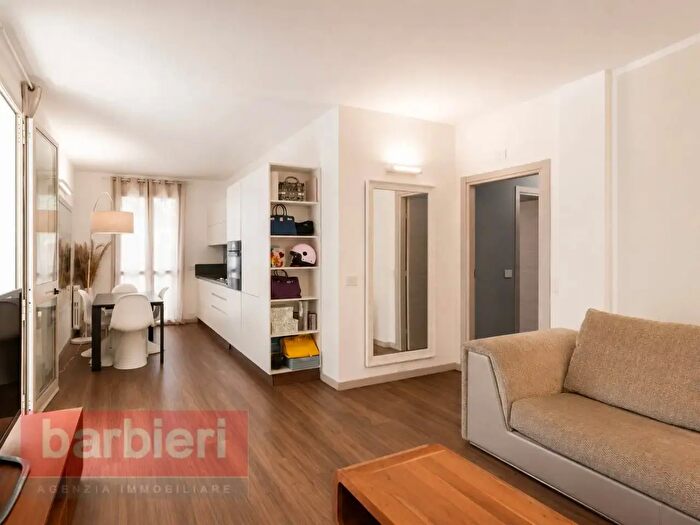 Appartamento trilocale in vendita in Viale Pignocchi, Cervia