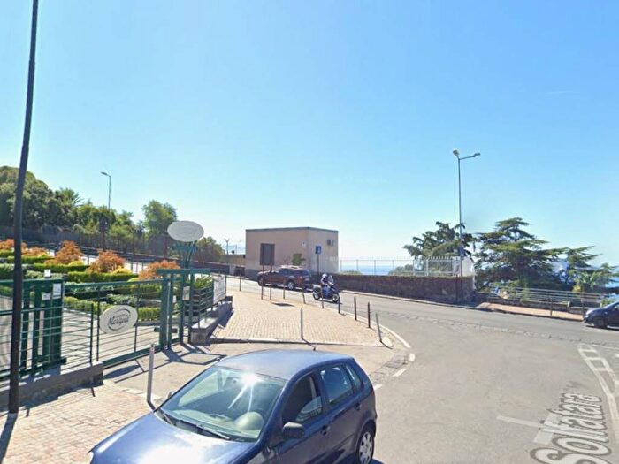 Appartamento bilocale in affitto in Via Coste dAgnano, Pozzuoli Alta, Pozzuoli