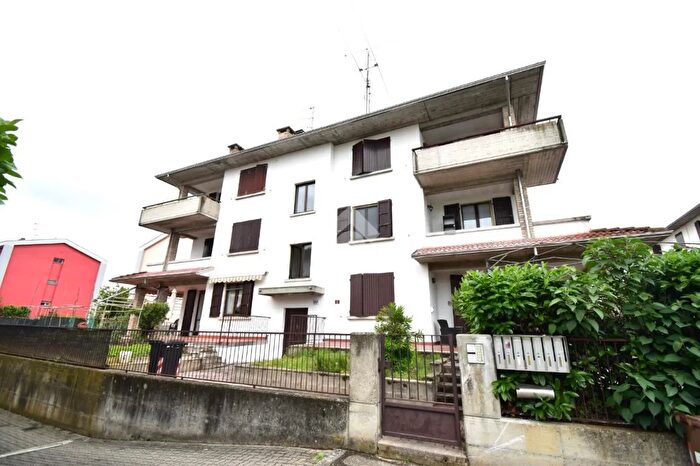 Appartamento bilocale in vendita in Via C a dalla Chiesa, Noceto