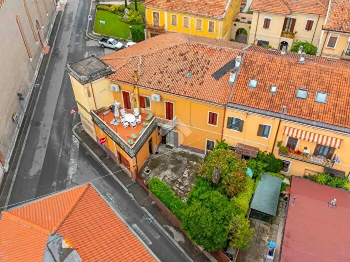Appartamento quadrilocale in vendita in Via Quattro Rusteghi, Verona