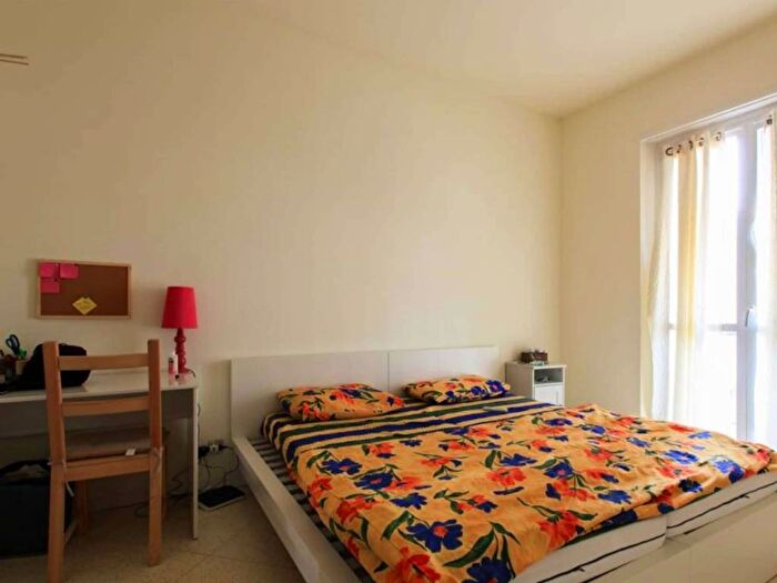 Appartamento trilocale in affitto in Via Gentilino, Corso San Gottardo, Milano