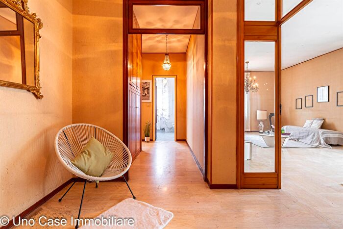 Appartamento con 5 locali in vendita in Via Baraing PontSaintMartin, Pont Saint Martin