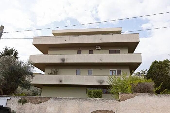 Appartamento con 9 locali in vendita in Via Strada Fonte Borea Colle del Telegrafo, Pescara