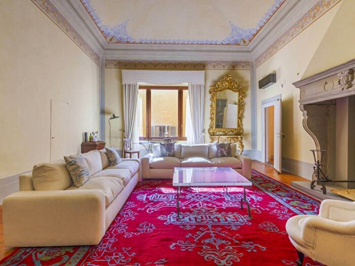 Appartamento con 6 locali in affitto in Via Santo Spirito, Santo Spirito, Firenze