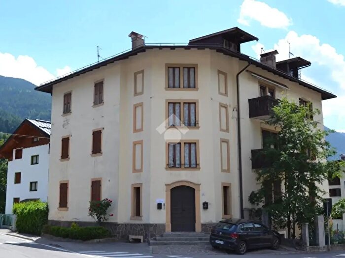 Appartamento quadrilocale in vendita in Via Giacomo Matteotti, Pinzolo
