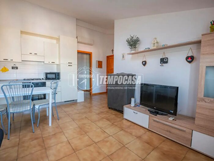 Appartamento bilocale in vendita in Viale Regina Margherita, Potenza Picena