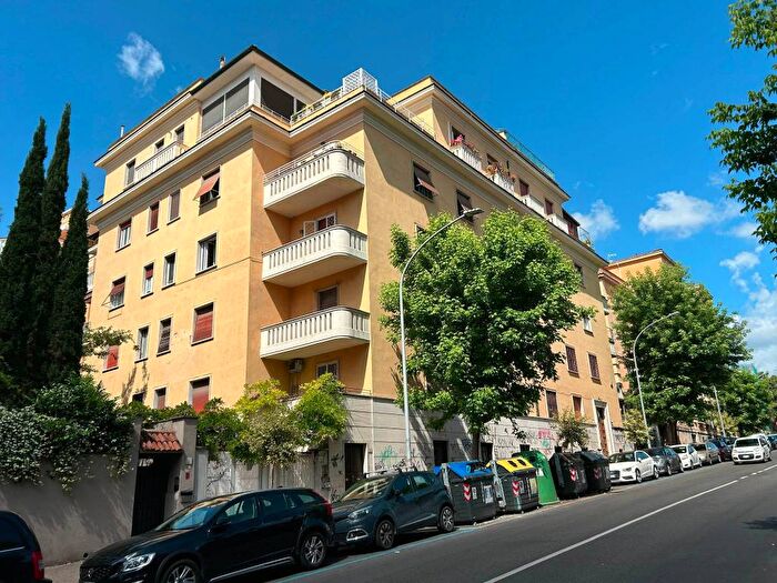 Appartamento bilocale in affitto in Via di SantAngela Merici, Bologna, Roma