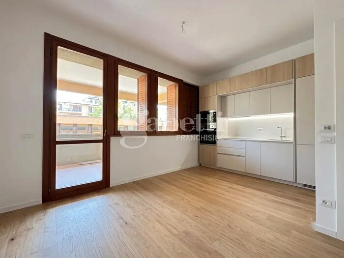Appartamento bilocale in vendita in Via del Pian dei Carpini, Firenze