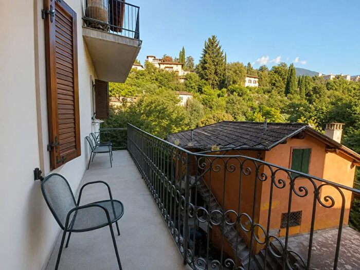 Appartamento con 5 locali in affitto in Trento