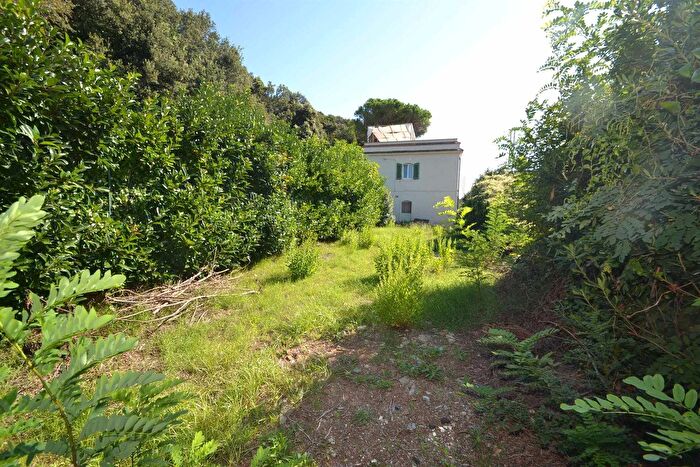 Appartamento quadrilocale in vendita in Rosignano Marittimo