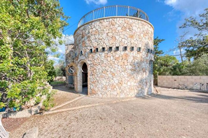 Casa quadrilocale in vendita in Traversa Prima Acquarelli, Ugento