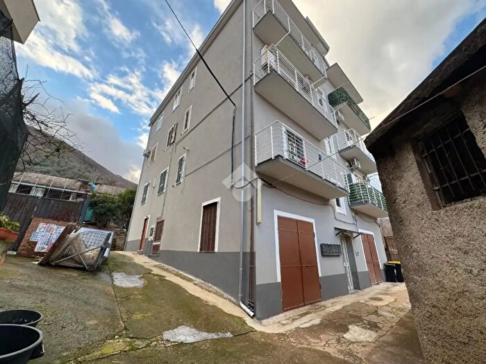 Appartamento bilocale in vendita in Via Ausa, Giffoni Sei Casali