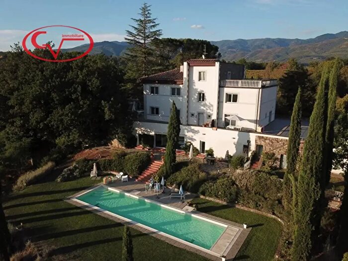 Casa con 15 locali in vendita in Via di Terranuova, Terranuova Bracciolini