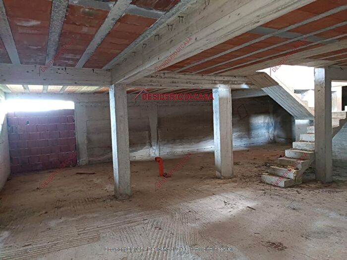 Casa con 6 locali in vendita in Collesano