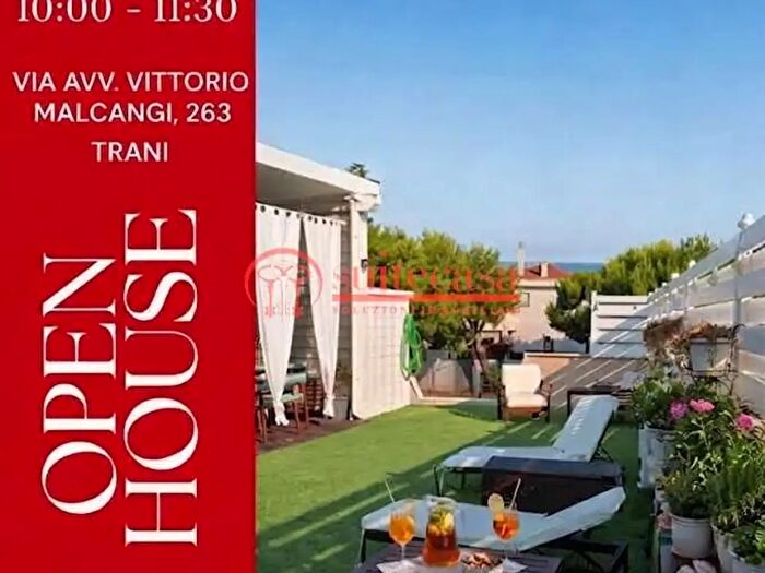 Casa con 6 locali in vendita in Via Malcangi, Trani