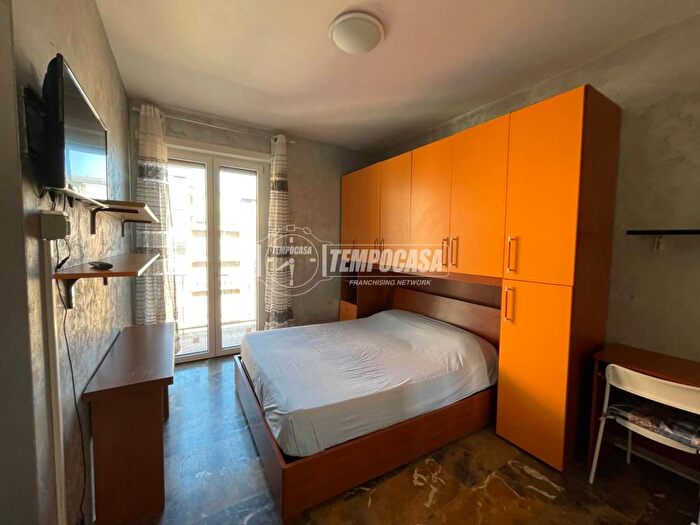 Appartamento monolocale in affitto in Via Giuseppe Candiani, Dergano, Milano