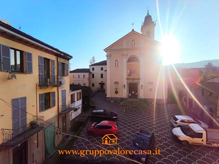 Casa con 15 locali in vendita in Visone