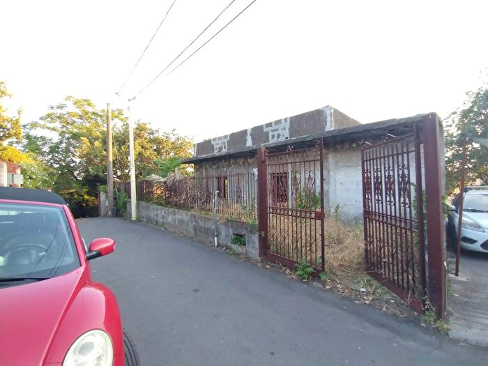 Casa bilocale in vendita in Via Orsa Minore Catania, Catania