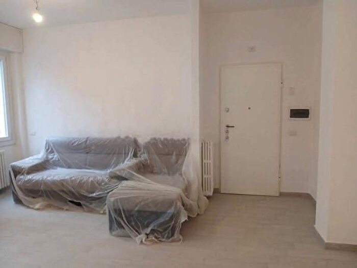 Appartamento trilocale in vendita in Via Arnaldo da Brescia, Gallarate