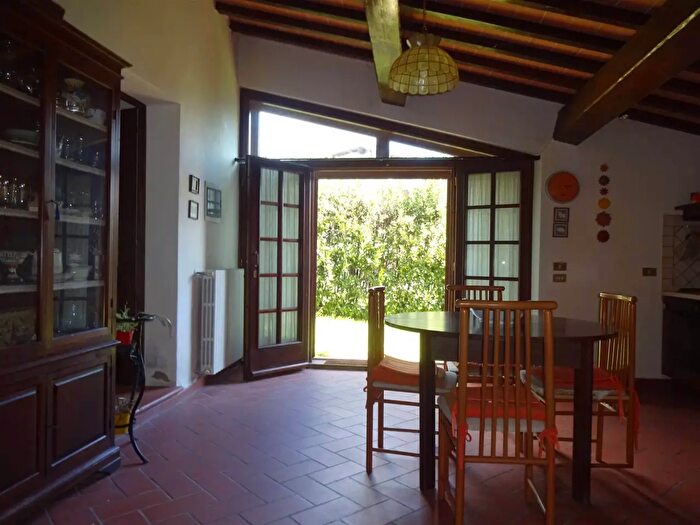 Casa con 6 locali in vendita in Via di Montemaggiore, Calenzano