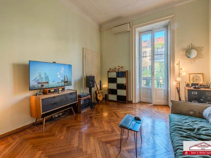 Appartamento trilocale in affitto in Via Giulio Ceradini, Plebisciti Susa, Milano
