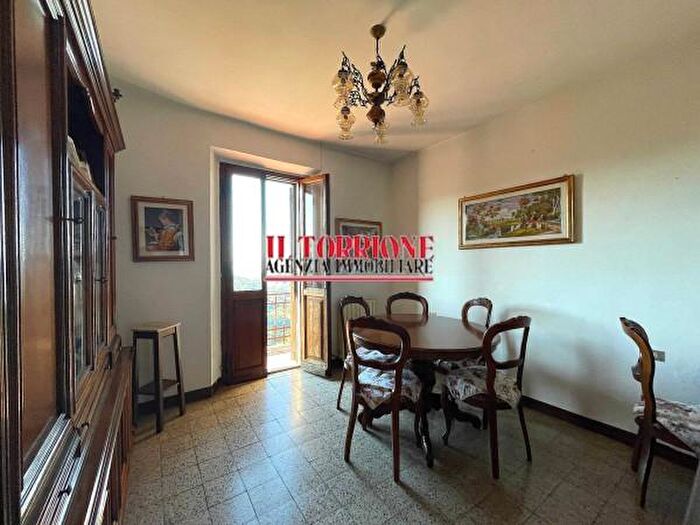 Casa con 5 locali in vendita in Borgo Giacomo Matteotti, Pescia