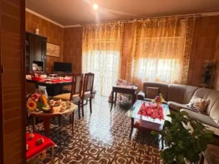 Appartamento quadrilocale in vendita in Via Mattia Preti, Siracusa