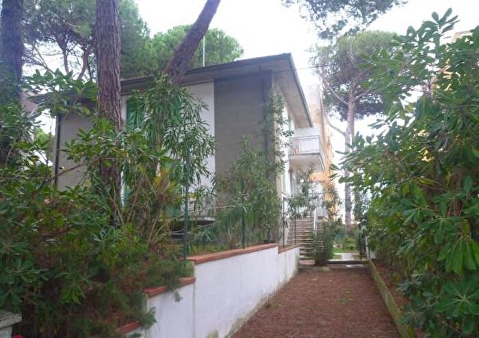 Casa in vendita in Via dei Pini, Comacchio