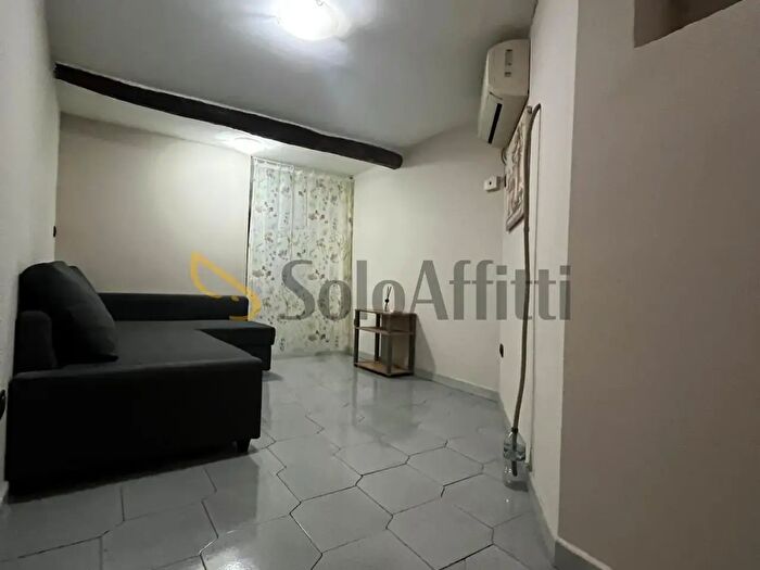 Appartamento monolocale in affitto in Via Giovanni Paladino, Napoli