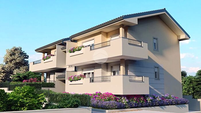 Appartamento quadrilocale in vendita in Via per Cantalupo, Origgio