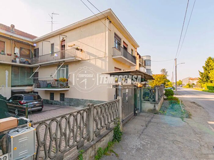 Appartamento quadrilocale in vendita in Corso Genova, Vigevano