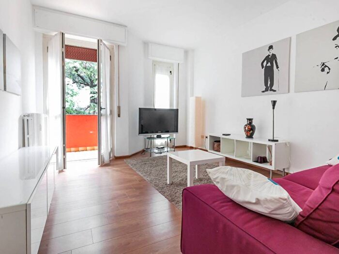 Appartamento trilocale in affitto in Via Brivio, Bovisa, Milano