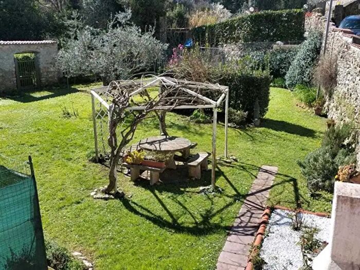 Casa quadrilocale in vendita in Via Valentini I° Traversa, Arcola