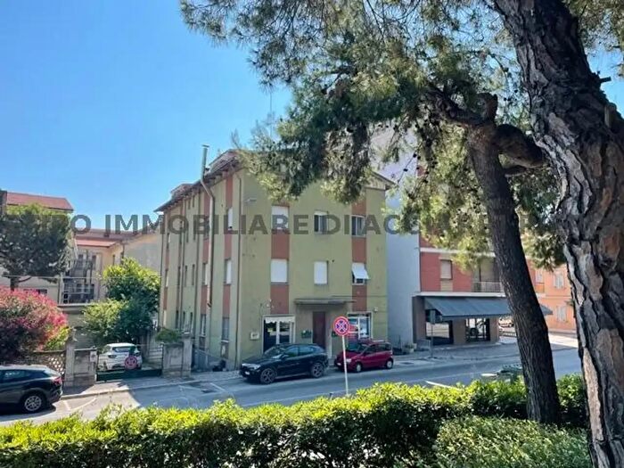 Casa monolocale in vendita in Cupra Marittima